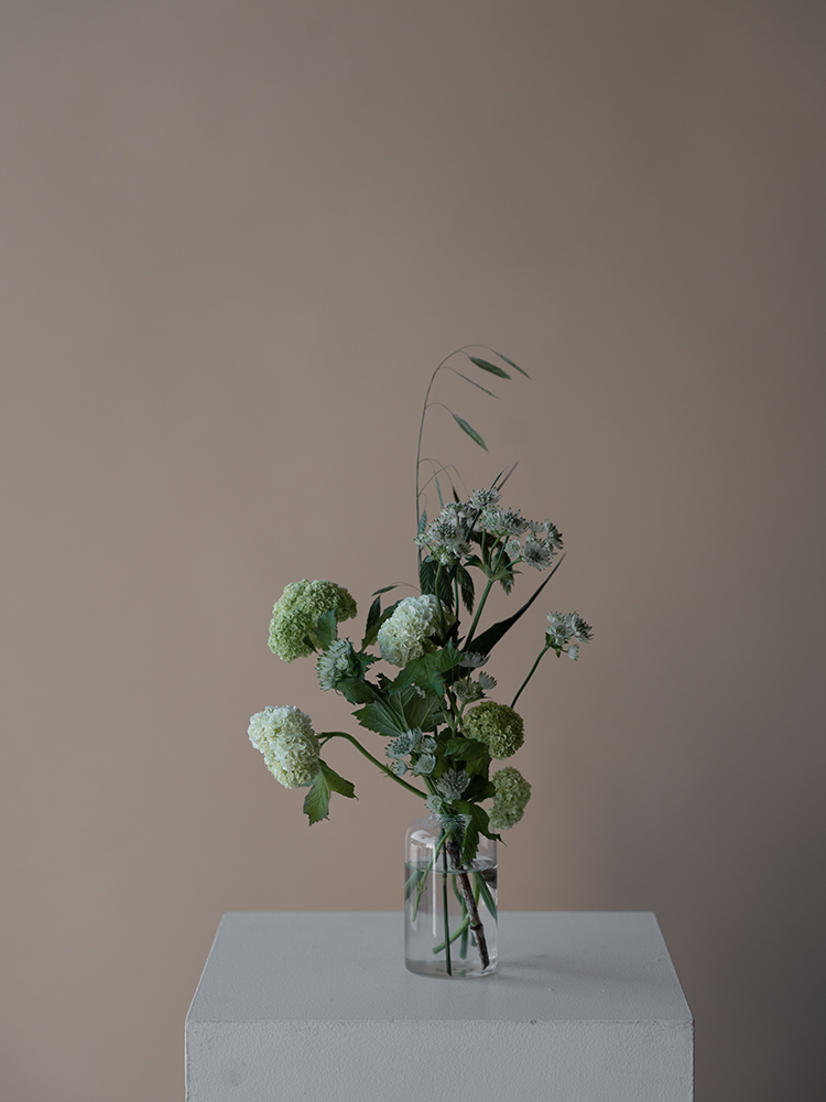 Vancouver Florist - Vancouver Flower Delivery - Bud Vase Arrangement